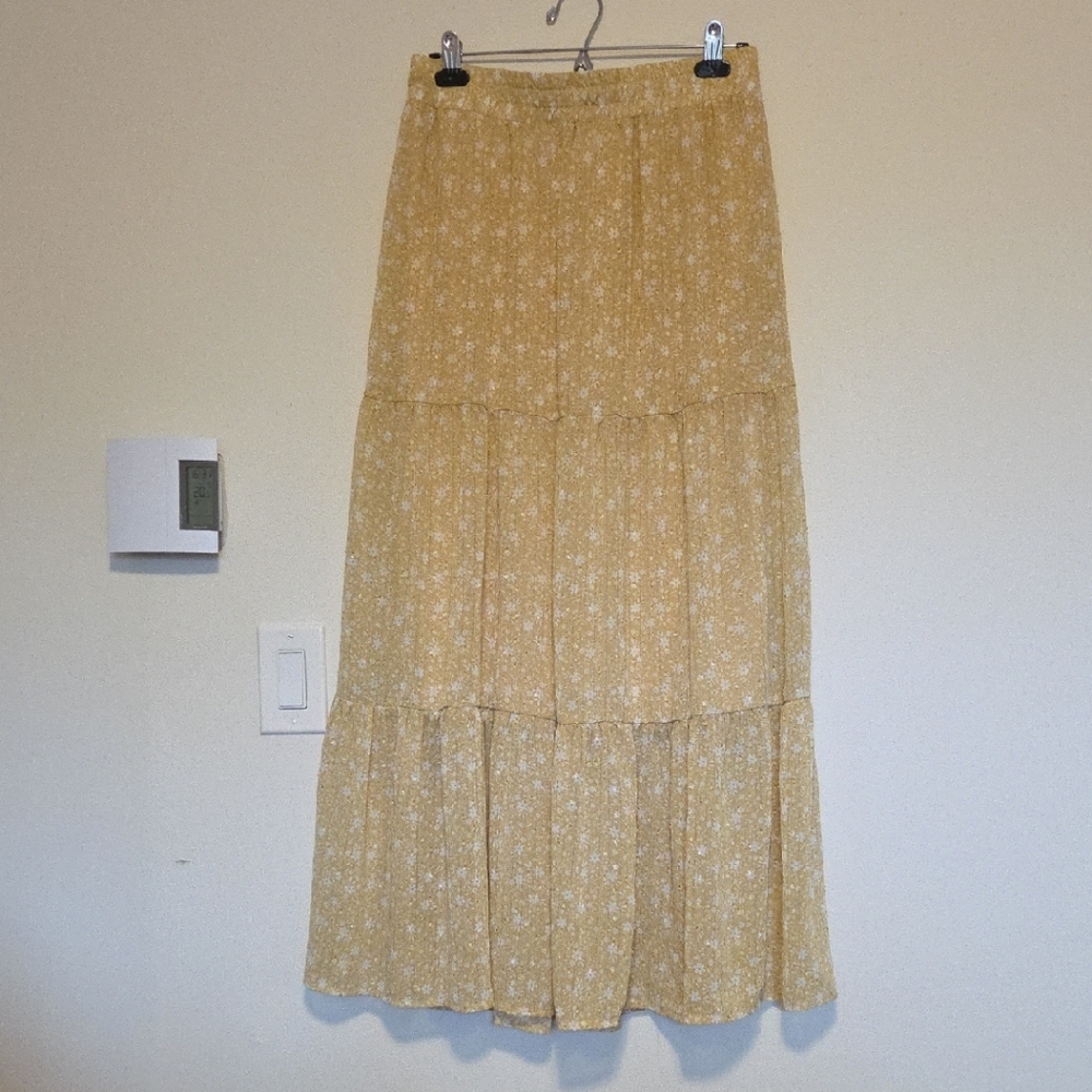 Maxi Long 3-tier Skirt in Soft Buttery Yellow w Subtle White Flowers